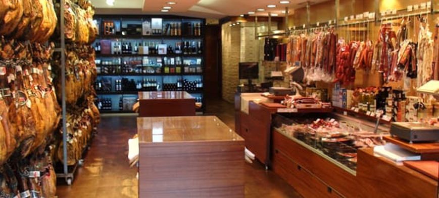 Jamón en Barcelona: nuestra tienda de jamones